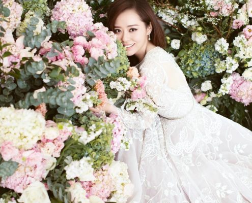 Jane Zhang posa in abiti da sposa per Brides gennaio 2017