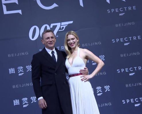 Jane Zhang canta 007 James Bond Jane Zhang sings 007 James Bond