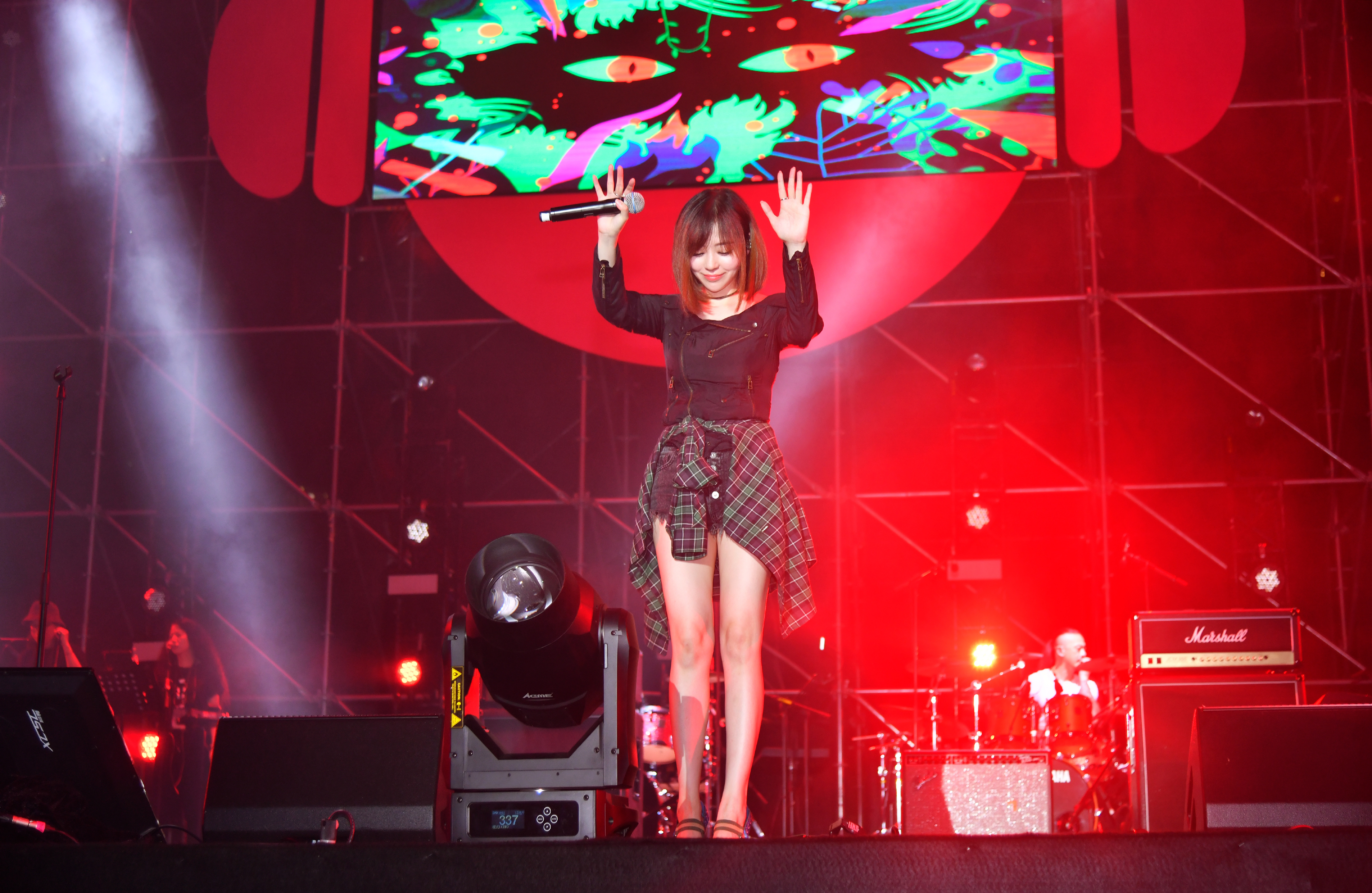 Jane Zhang at Qiantang Canal Music Festival