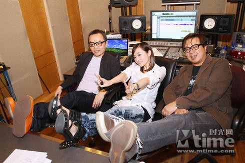 Jane Zhang introduces Love Under The Stars